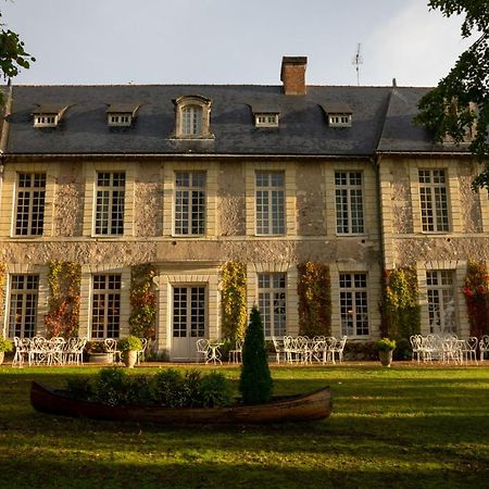 Chateau De Noirieux Briollay Exterior photo