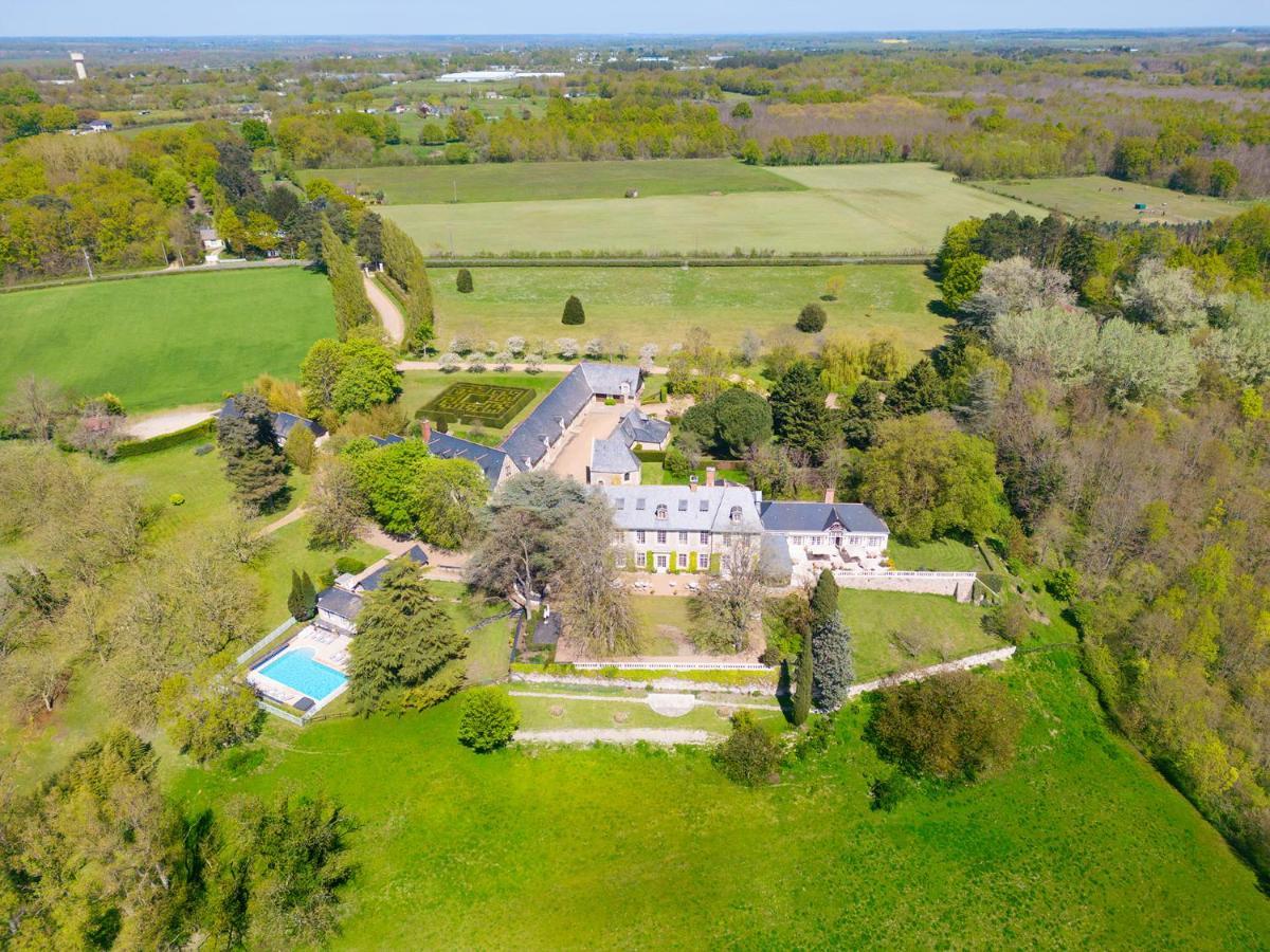 Chateau De Noirieux Briollay Exterior photo