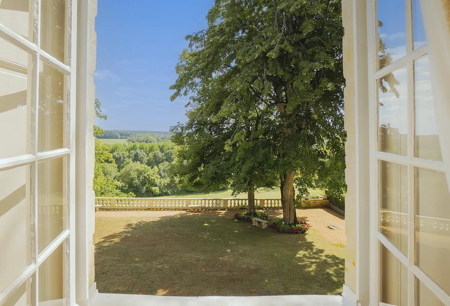 Chateau De Noirieux Briollay Exterior photo
